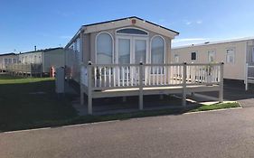 Pg58 2 Bed Caravan Golden Palm Chapel St Leonards